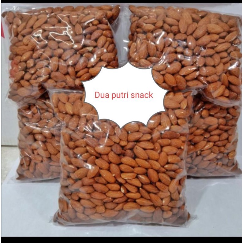 

Kacang almond panggang matang 1kg