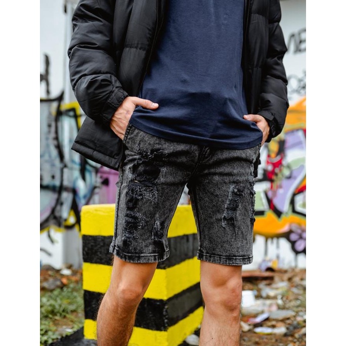 

Celana Pendek Ripped Denim #Blackamper By Lod.Denim