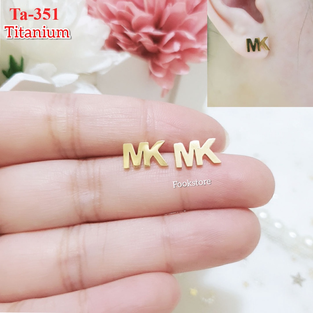 TERLARIS ANTING WANITA TITANIUM PREMIUM/ANTI KARAT/ANTI ALERGI