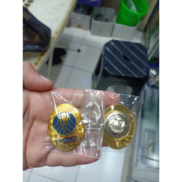 PIN OVAL PERADI PIN ADVOKAT PIN PENGACARA.