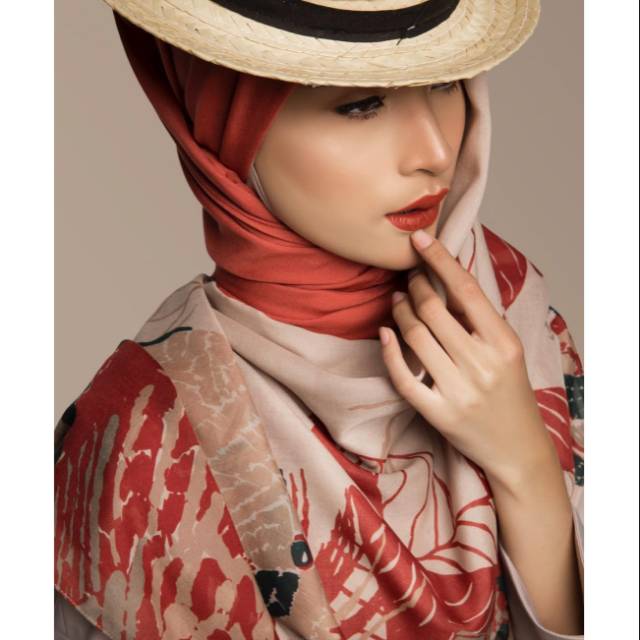 Raaja Scarf Berry Kami Idea