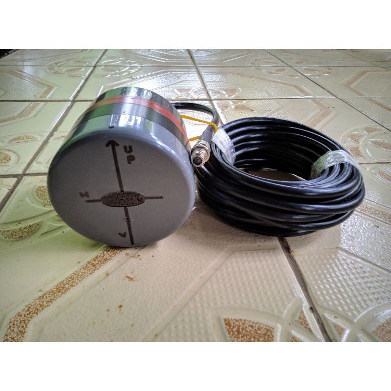 Jual Part Ex Antenna GSM / Horn Kathrein PnP Bracket LNB Ku Band