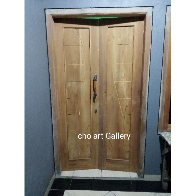 pintu kupu tarung jati