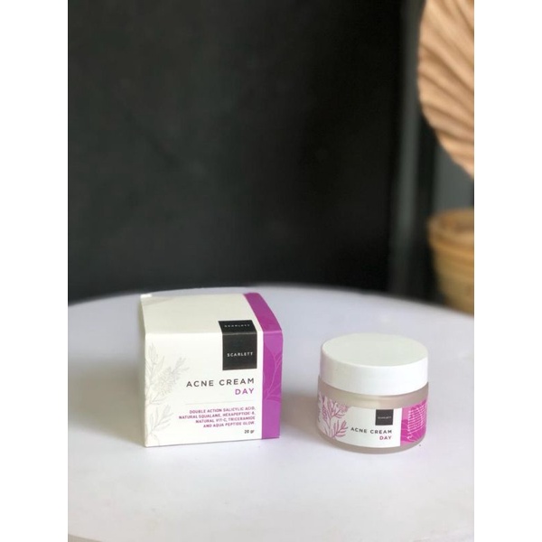 SCARLETT ACNE DAY DAN SCARLETT ACNE NIGHT
