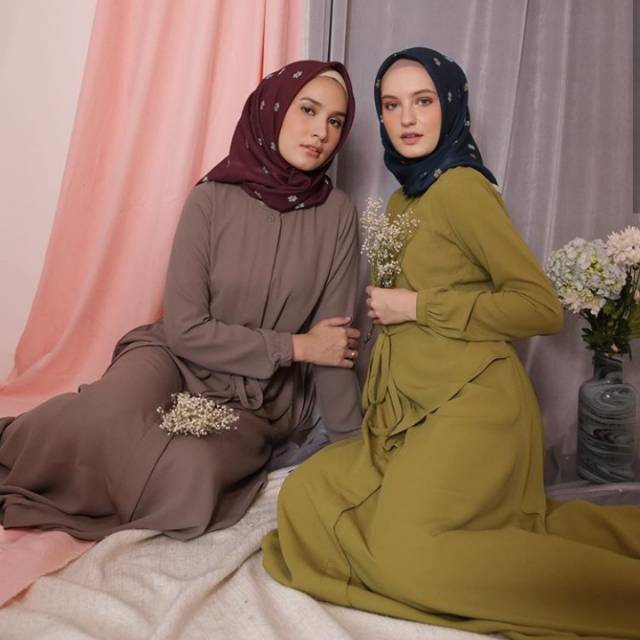 AURELA DRESS GONEGANI