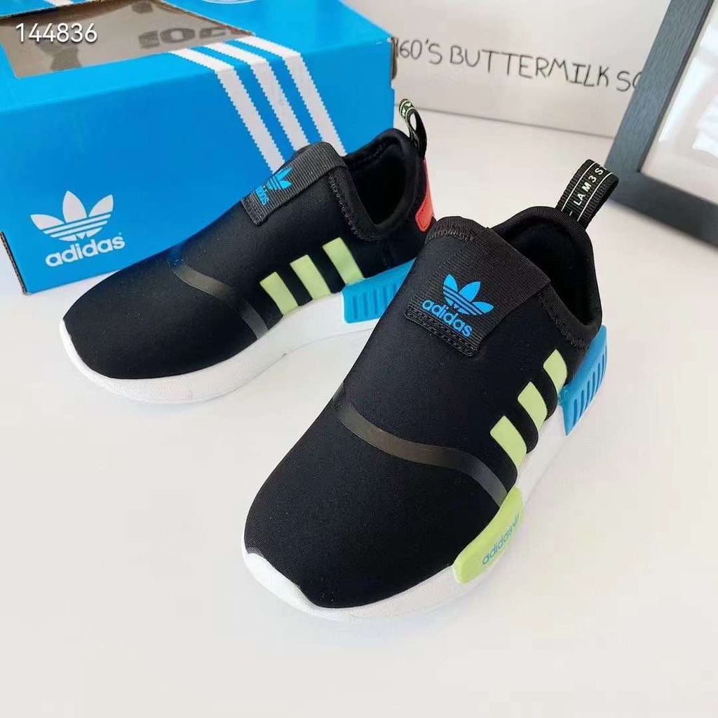 ADIDAS / Sepatu Kets Anak Adidas NMD / Slip On Kids / Sepatu Anak / Sepatu Adidas Anak / ADIDAS NMD Kids / Sepatu Adidas Kids / Adidas NMD Anak / Sneaker Anak/ Sepatu Anak laki laki / Sepatu Anak Perempuan / Sepatu Kets Adidas / Sepatu Anak / Sneaker Anak