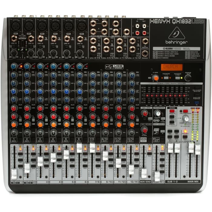 BEHRINGER XENYX QX1832USB Mixer