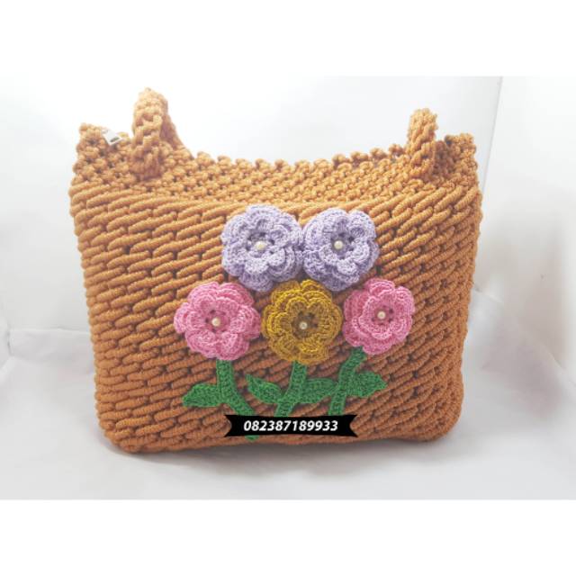 Tas tali kur motif halilintar kombinasi bunga rajut