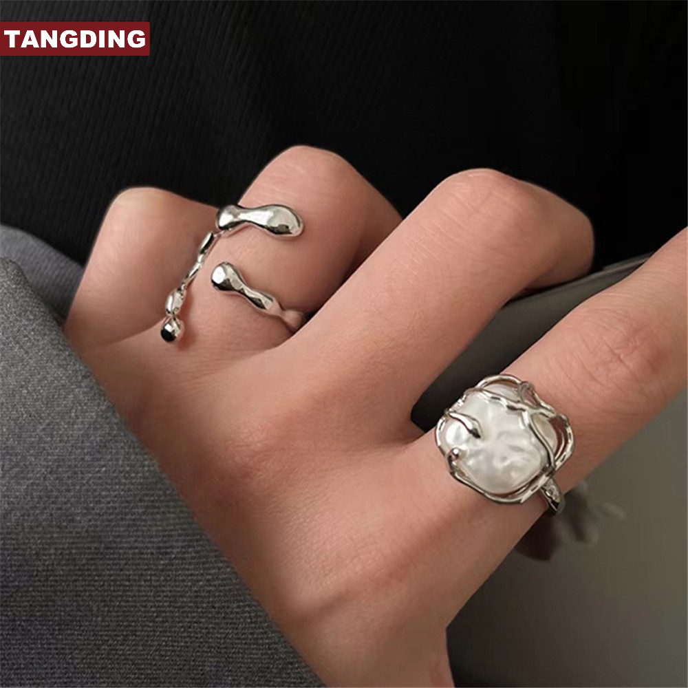 【COD Tangding】2pcs / set Cincin Model Terbuka Bahan Metal Hias Mutiara Air Tawar Dapat Disesuaikan Untuk Wanita