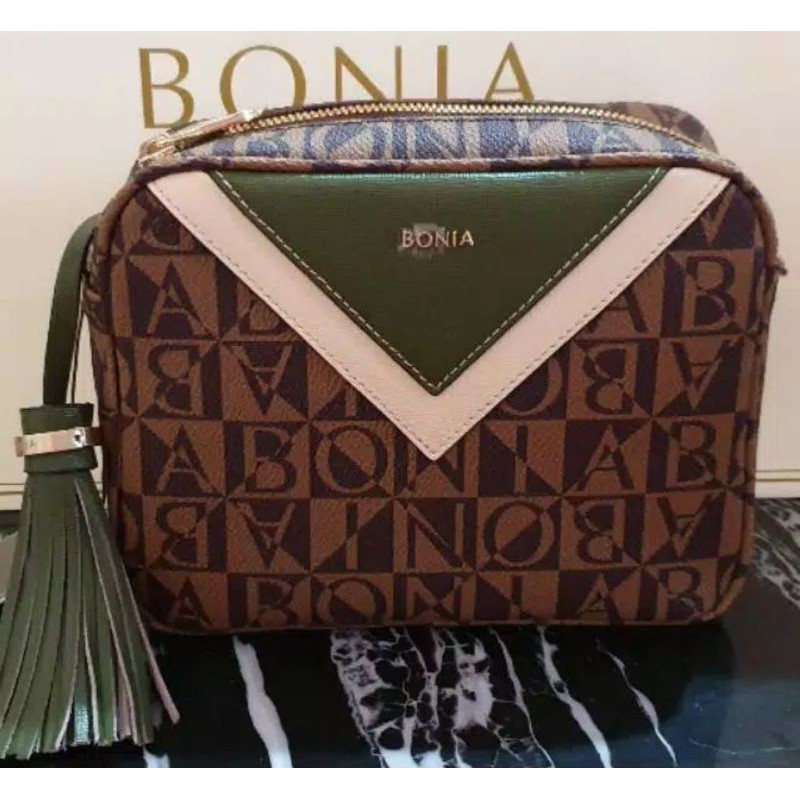Bonia mono camera sling bag list hijau original