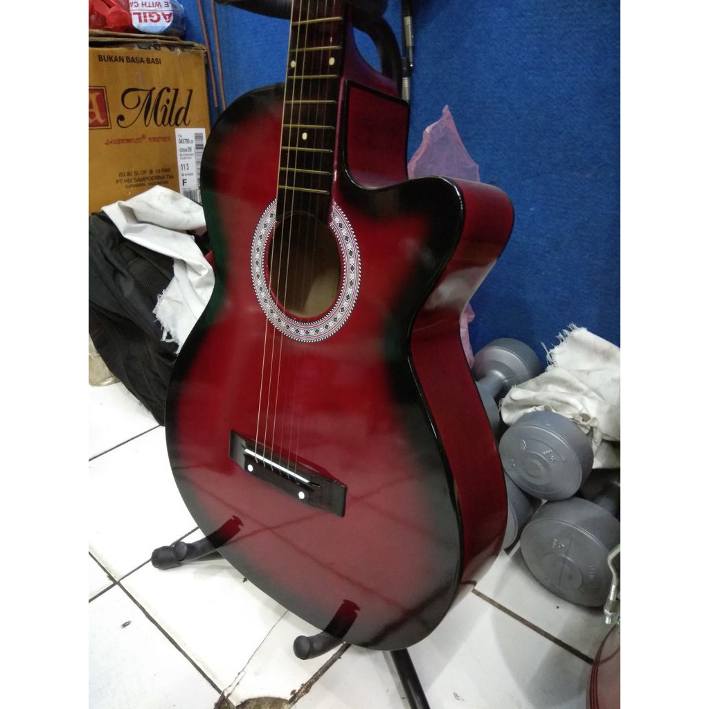 Gitar Akustik Warna Maroon Merk Yamaha Jakarta Murah Buat Belajar Pemula