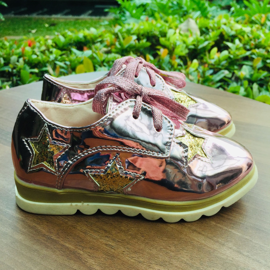 Sepatu Anak Perempuan Import / Bintang / Tali / Blink-blink