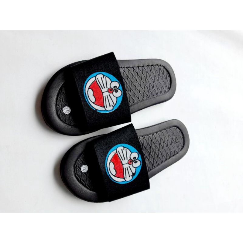 Sandal Wanita Selop motip Doraemon Arkn023