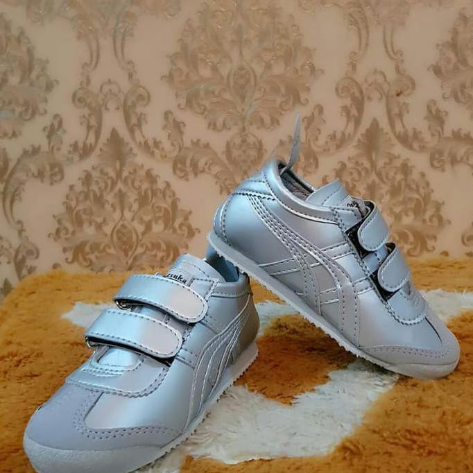 sepatu asics onitsuka tiger anak import. sepatu anak asics - 25, Full Silver
