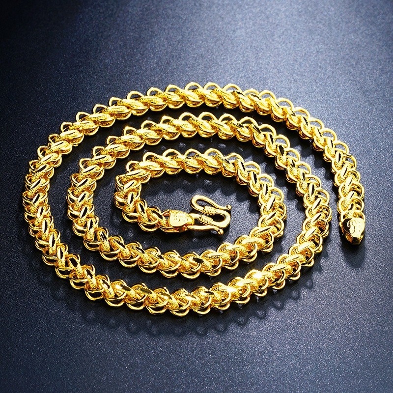 Simple and Elegant Golden Versatile Necklace