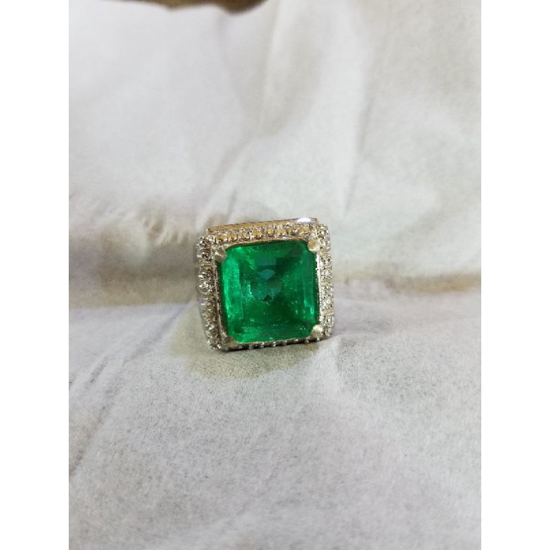 merah Siam Bangkok kotak