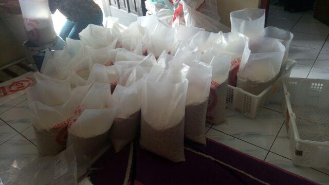 Plastik Beras 5 Kg ( C4 - C4 Raja - Pandan Wangi- Mentik Wangi-  Walet-  Apel -anggur - Pak Tani )