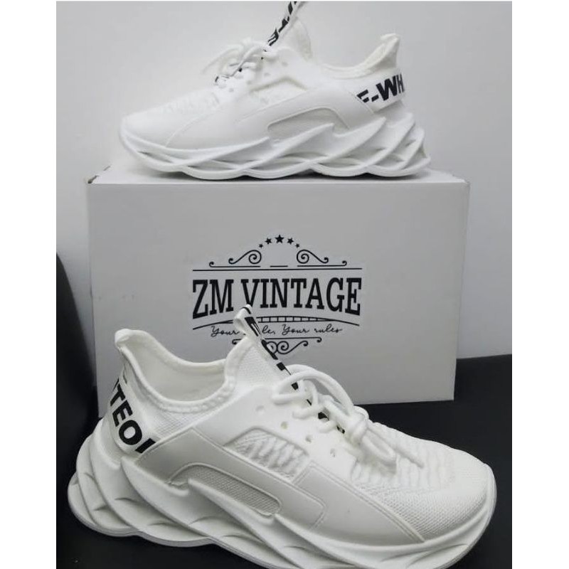 Sepatu pria Off White