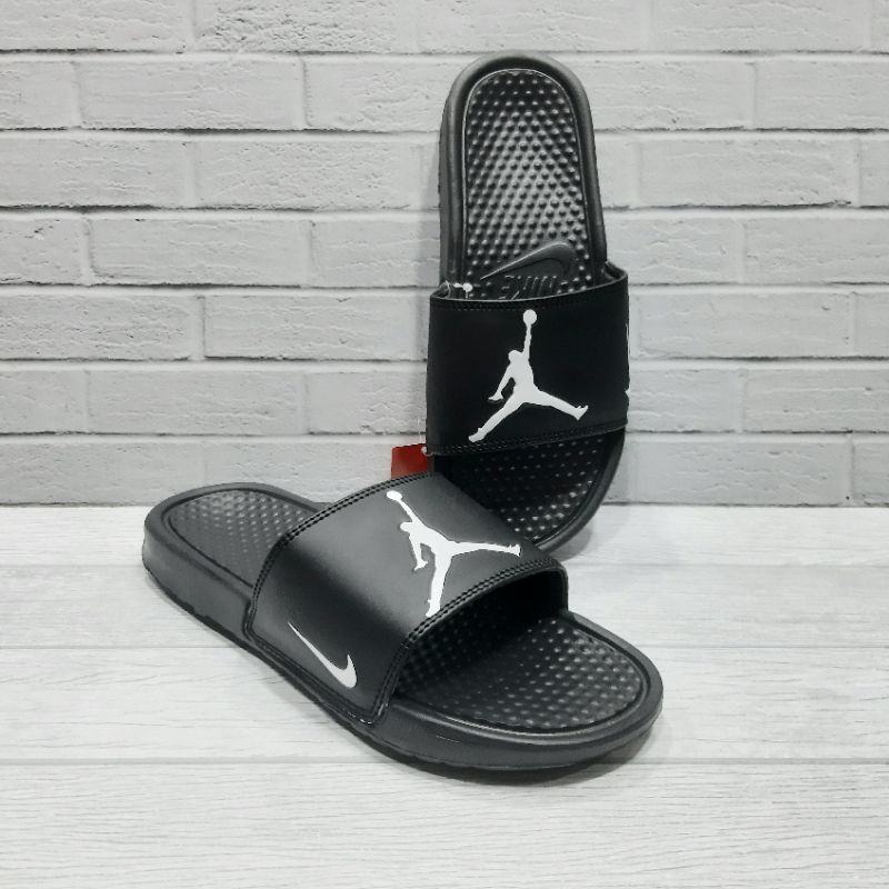 sendal sandal slide slop nike benassi swoosh jordan hitam putih cowok men pria 39-47