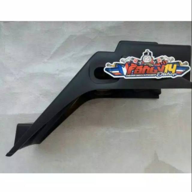 spakbor belakang ninja r coak