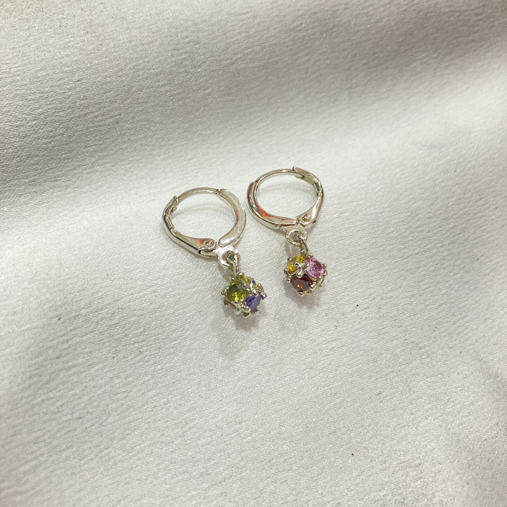 Anting Kubik Lapis Emas Aksesoris Fashion Simple - Emas