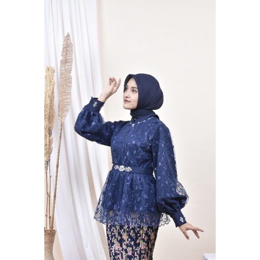 KEBAYA BUNDA-NEWMANDA BLOUSE 01