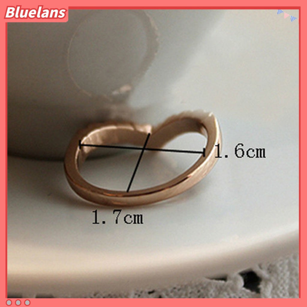 Bluelans Cincin Berlian Imitasi Bentuk V Gaya Elegan Untuk Wanita