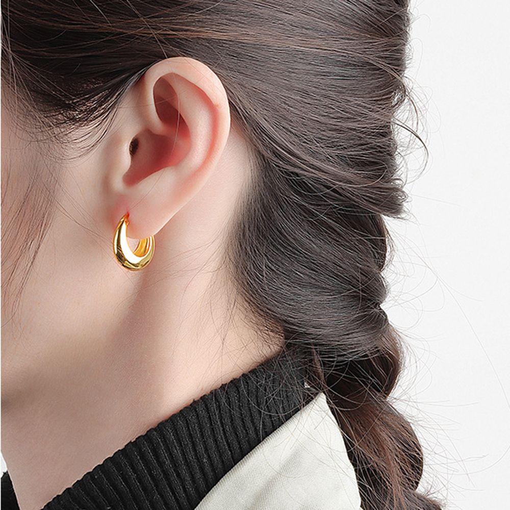 Lily Anting Chunky Loop Klasik Perhiasan