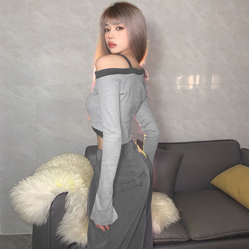 Minority designer retro grey slanted shoulder T-shirt dengan desain tidak beraturan rasa off-shoulde