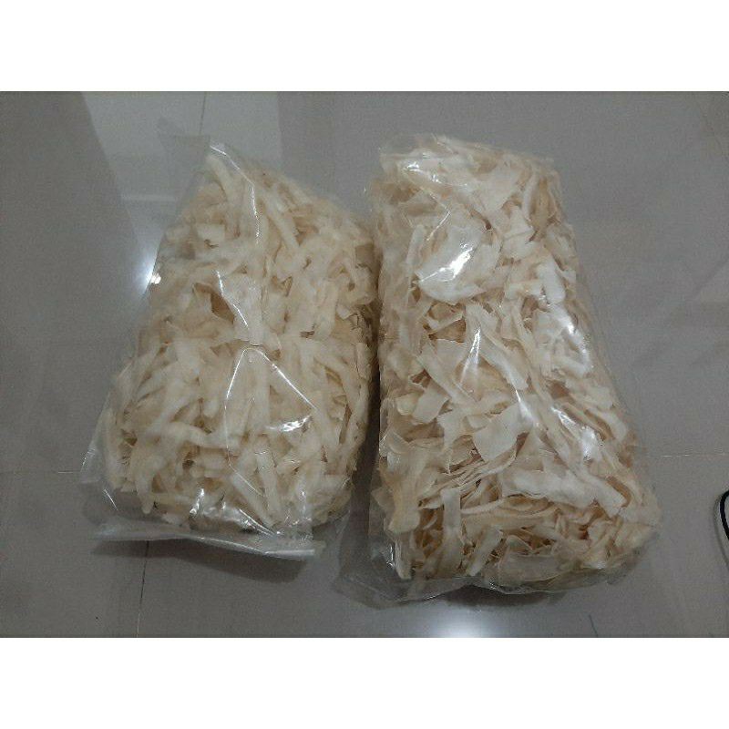 

KRIPIK SINGKONG MENTAH/KRECEK MANGGLENG 500 gram