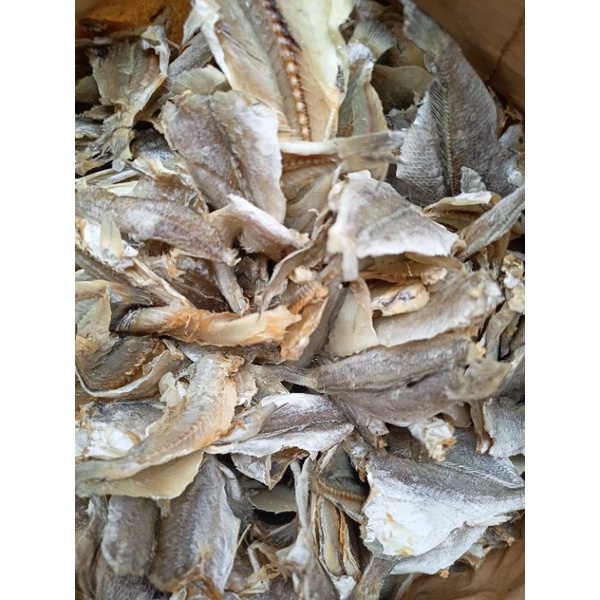 

IKAN ASIN BELAH TANPA KEPALA