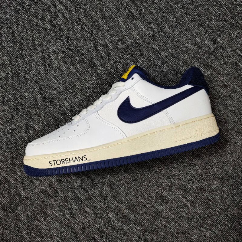 Sepatu Air Force 1 '07 Lv8 Varsity Jacket Michigan