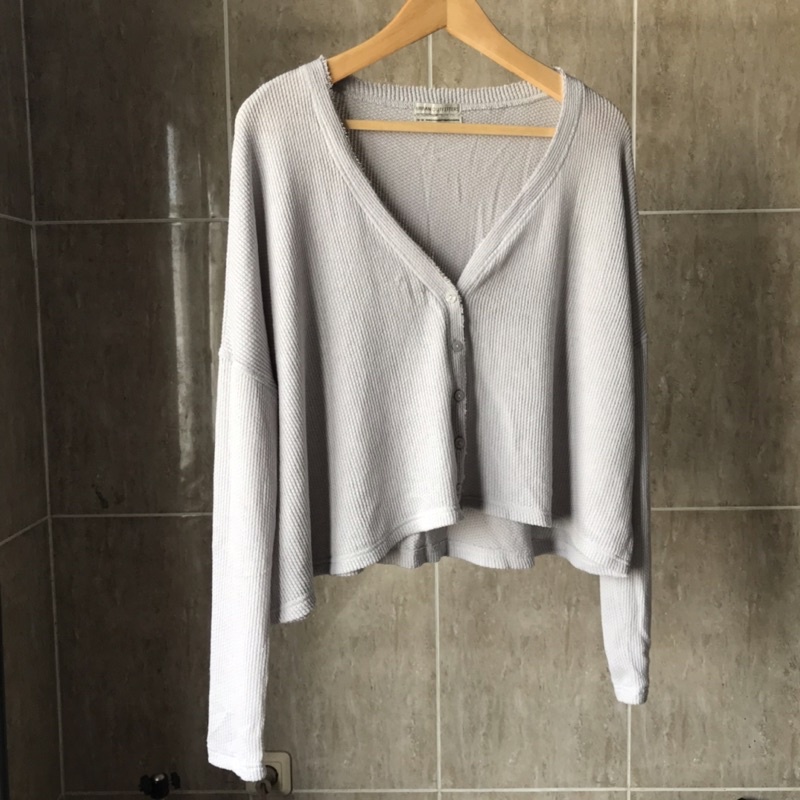 [PRELOVED] urban outfitters - cardigan gray