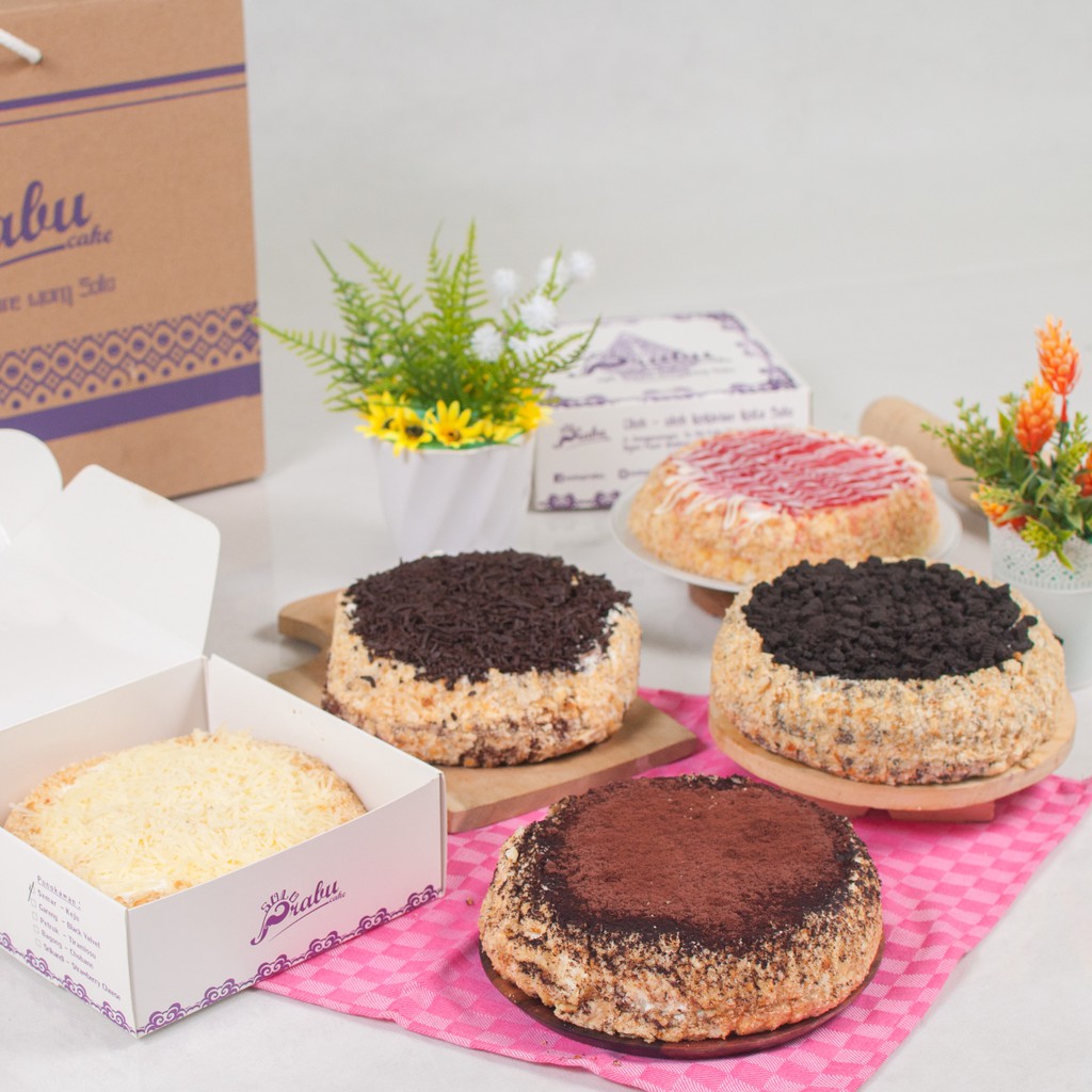 

(2PCS) ROTI Kue - Selai Coklat Banana - Cake Spikoe Cheese Black Velvet Strawberry Tiramisu