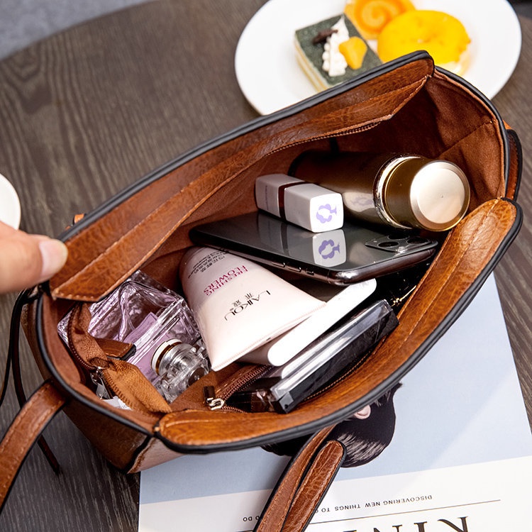 Tas Selempang Wanita Rinz Bag Fashion Import Kulit Sintetis Sling Bag Kekinian Berkualitas Traco