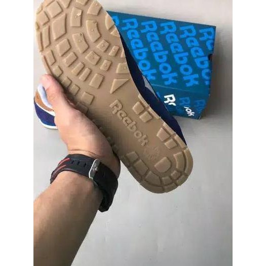 reebok classic navy gum