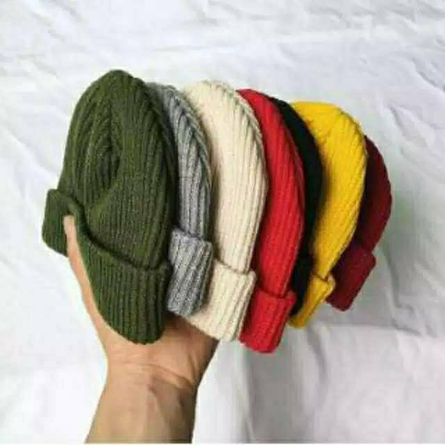 Kupluk tebal bahan non rajut varian warna