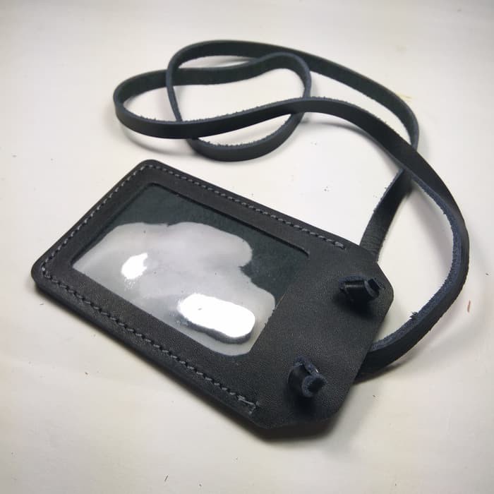 

Murah gantungan id card unik kulit asli warna hitam | id card holder