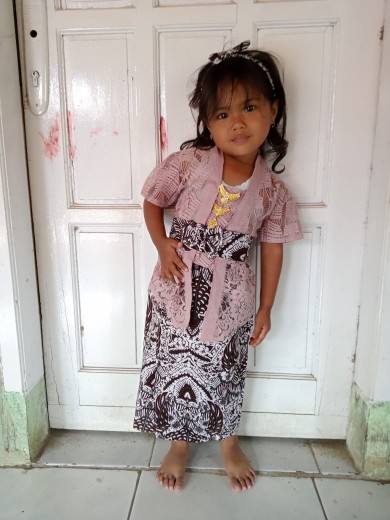 0-8 Tahun Free Bandana Set Kebaya Brokat+kamen Obi Batik Anak