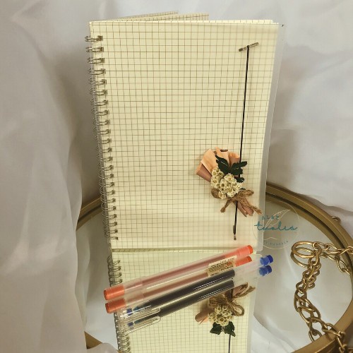 

Trendi Hampers Stationery Journal Kit Wisuda Ulang Tahun Gift Box Set A Terbatas