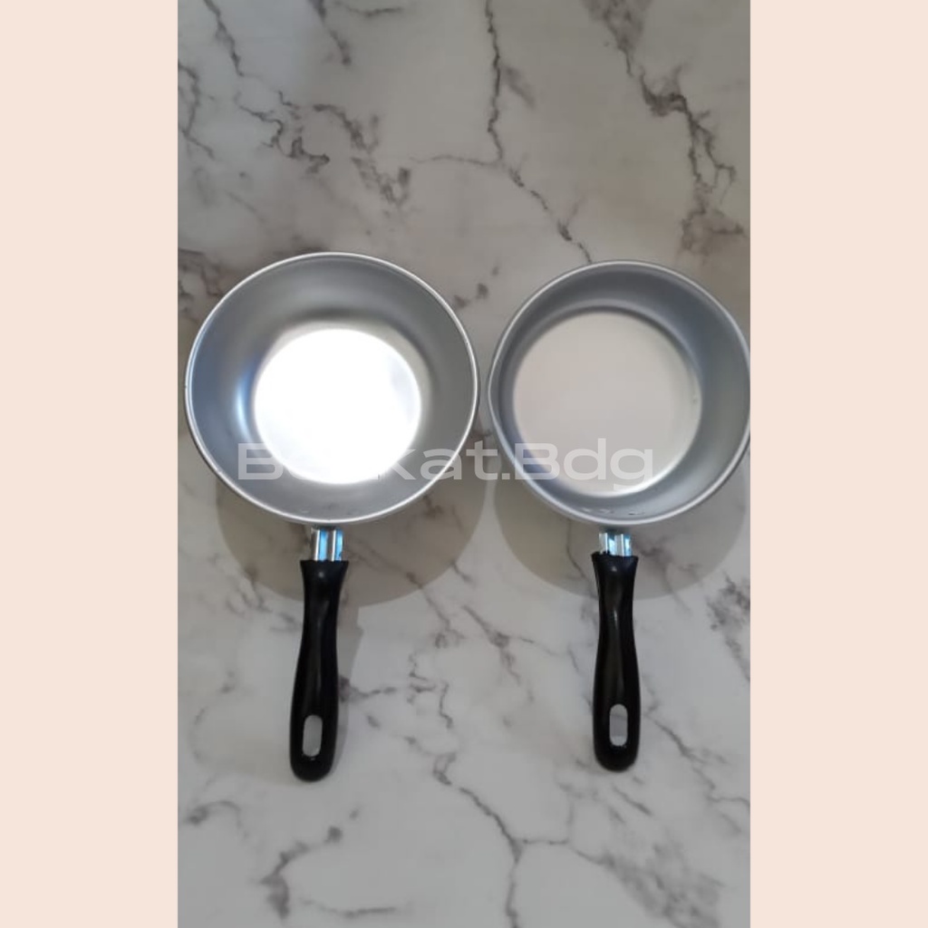 MASPION PANCI TEFLON Nisuka Set ( Frypan 20Cm + Saucepan 16Cm )