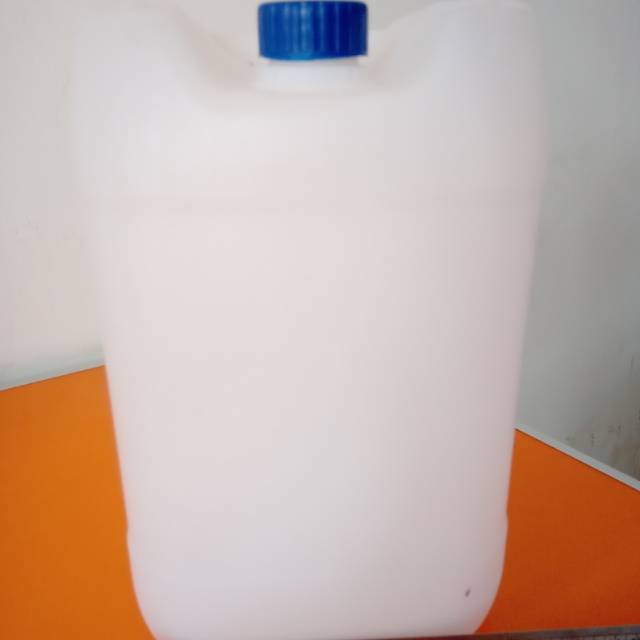  Jerigen  plastik jerigen  air jerigen kosong  10 Liter 