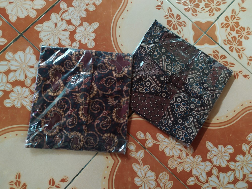 Kemeja Batik Pria Motif Mataram