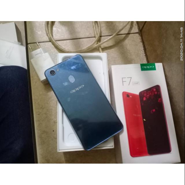 Oppo F7 ram 4/64 second