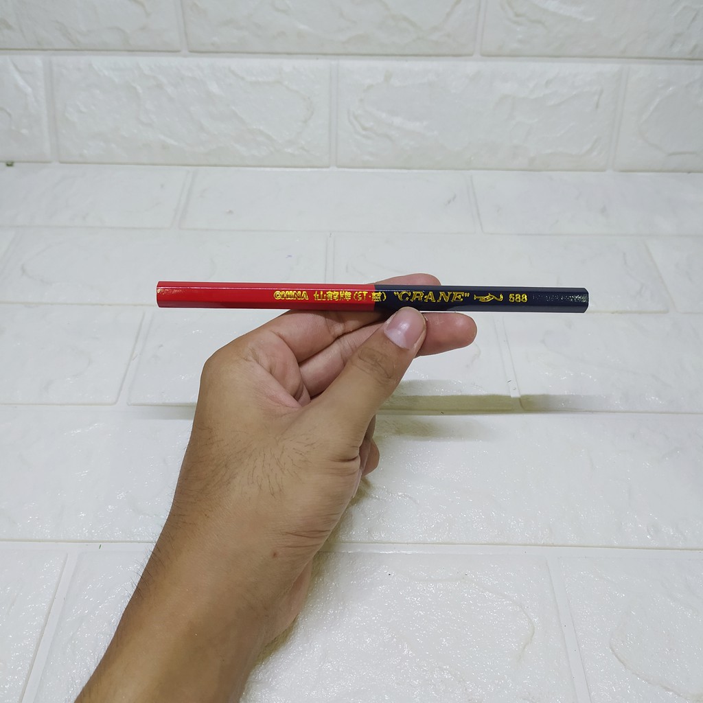 Pensil Pola Merah Biru