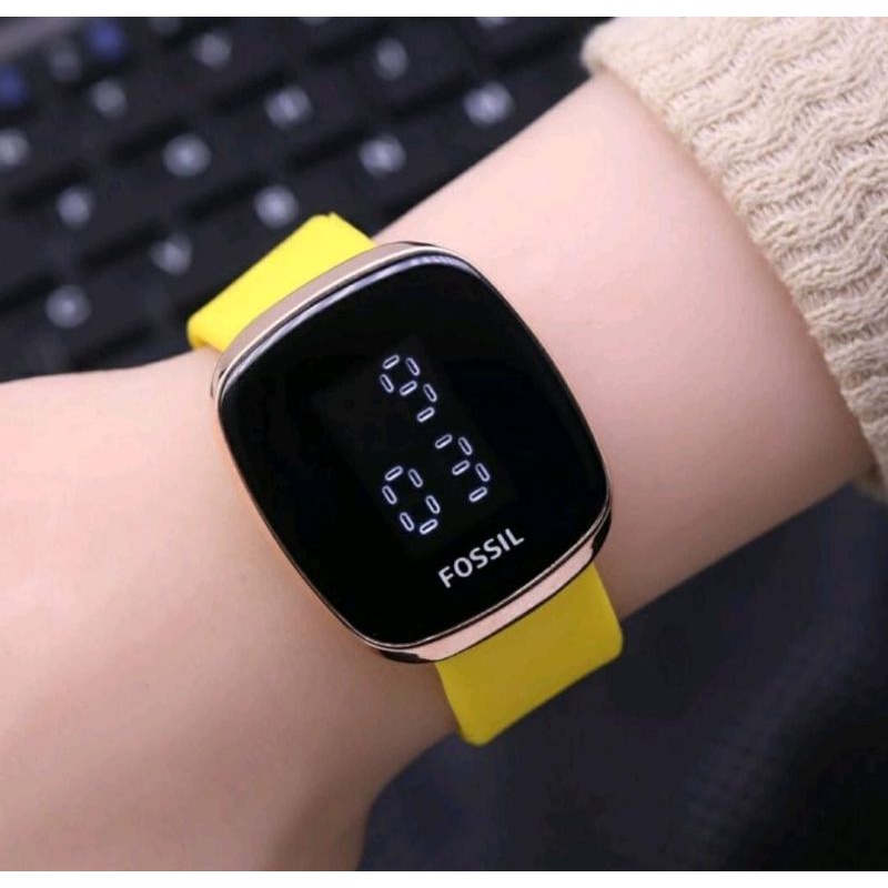 Jam Tangan Digital Touch Watchs Jam Tangan Pria Wanita Layar Sentuh Terlaris