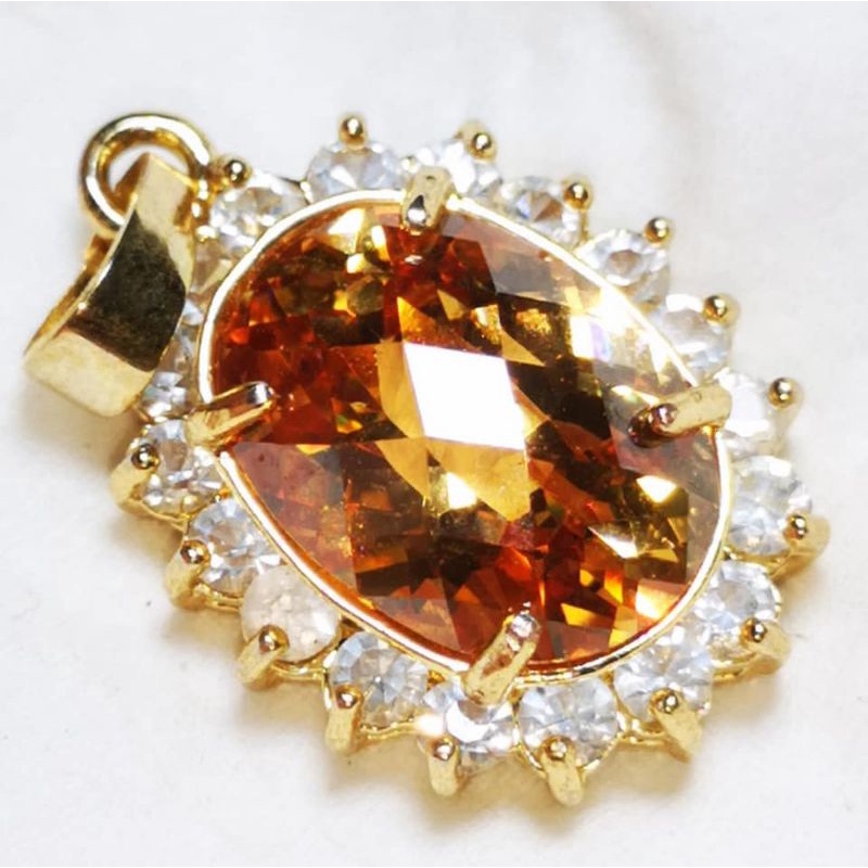 

Liontone golden citrine nanas