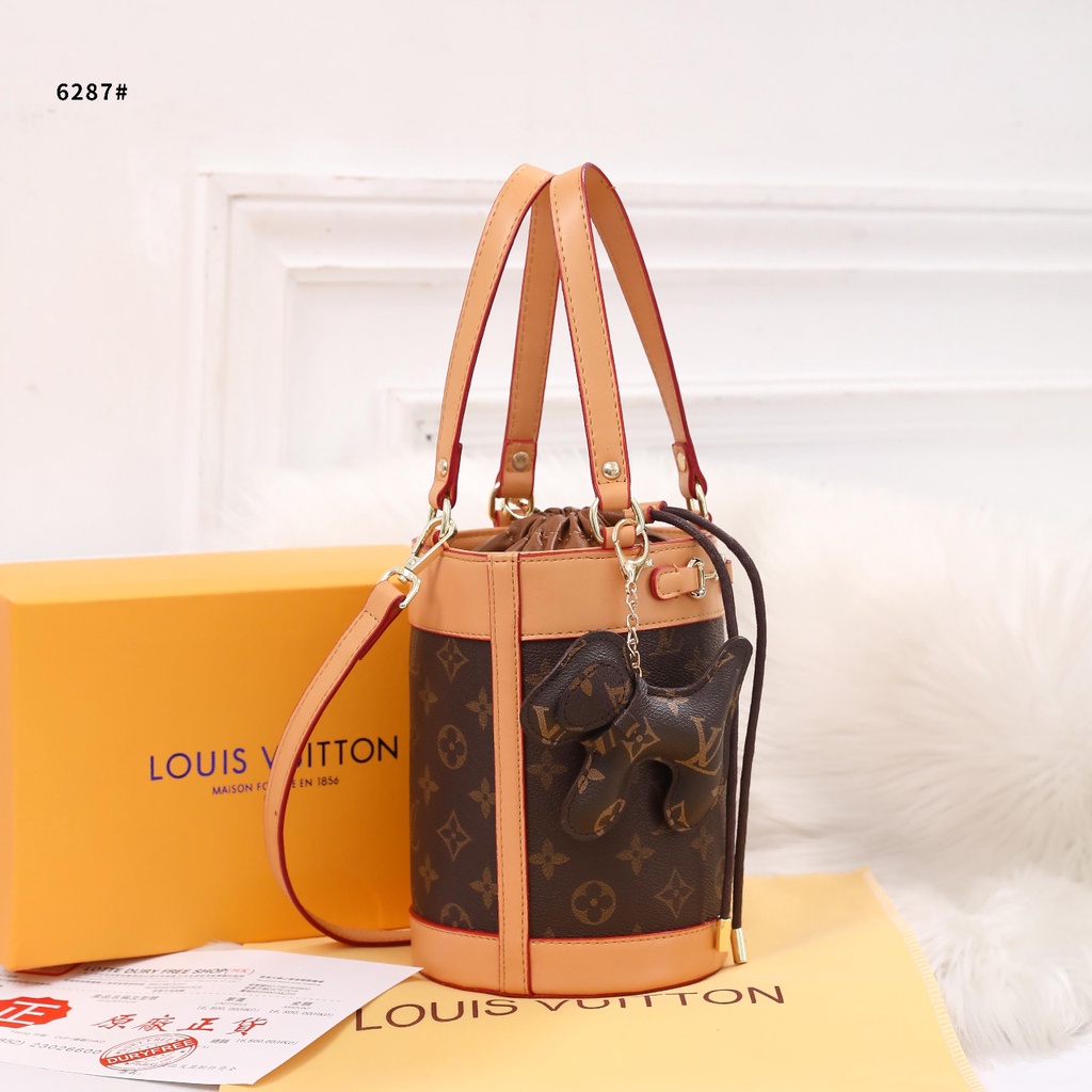 Mini Bucket Bag in Mono Classic #6287