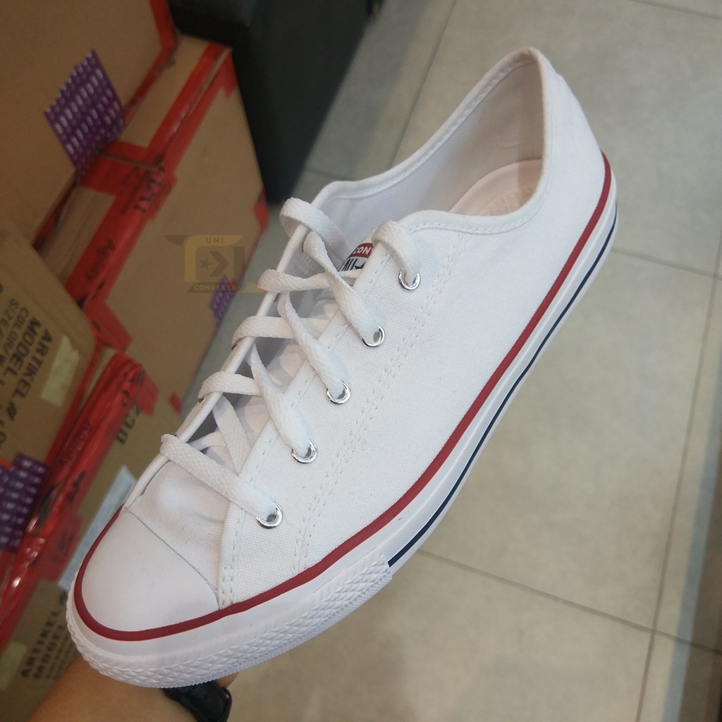 chuck taylor all star dainty