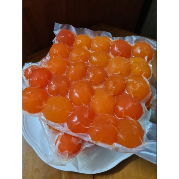 

RB Kuning Telur Asin Mentah Super Isi 25/Bungkus